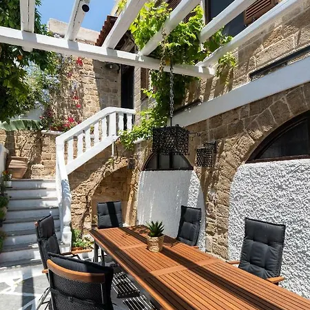 Letty's Luxury Rhodes City